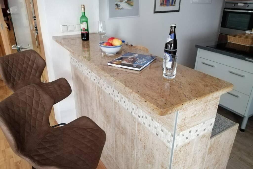 באיירוט Beste Lage Im Zentrum Und Am Hofgarten 150Qm Mit Klima, 2Xbalkon, Aufzug, Familienfreundlich מראה חיצוני תמונה